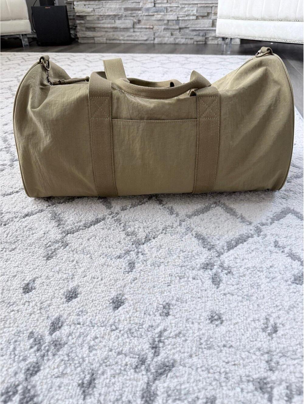 NWT Universal Thread Olive Green Weekender Duffel Bag Travel Gym Carry On Tote